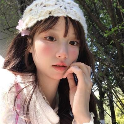 背后的她，眼前的我